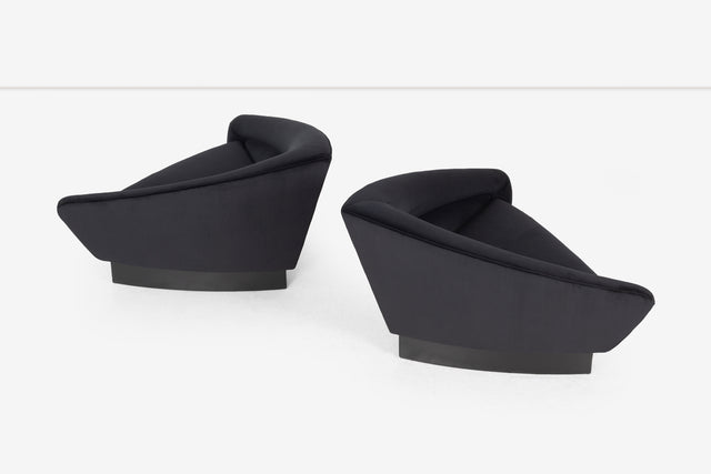 Pair of Triangular Lounge Chairs in The Style of Adrian Pearsall
